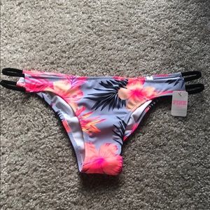 Victoria’s Secret Pink swim bottom